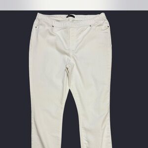 Simply Vera Wang Crisp White Pants